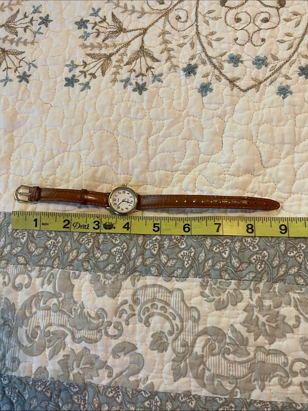 TIMEX Women's Easy Reader Leather Strap Watch Model T2J761